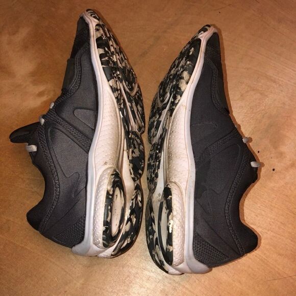 Under Armour Women's‎ Micro G Renegade Running Sneakers Shoes S 9. - Picture 6 of 8